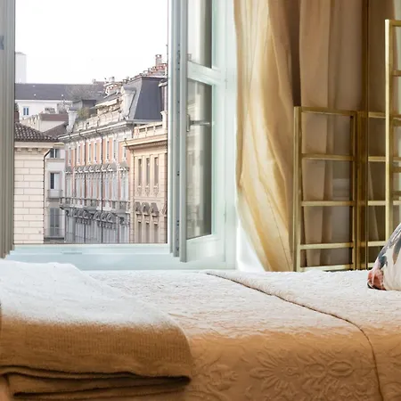 Stunning Luxury * * * * * Amazing View Torino